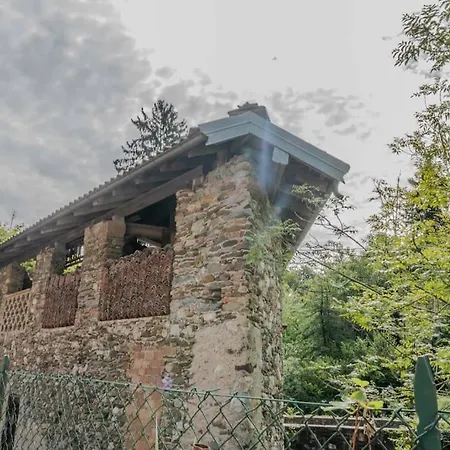 Relax In Nature And Free Parking Apartment Luino