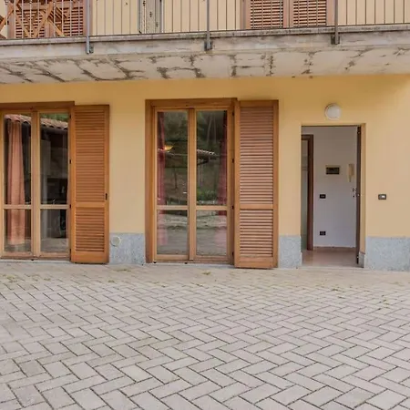 Relax In Nature And Free Parking Apartment Luino