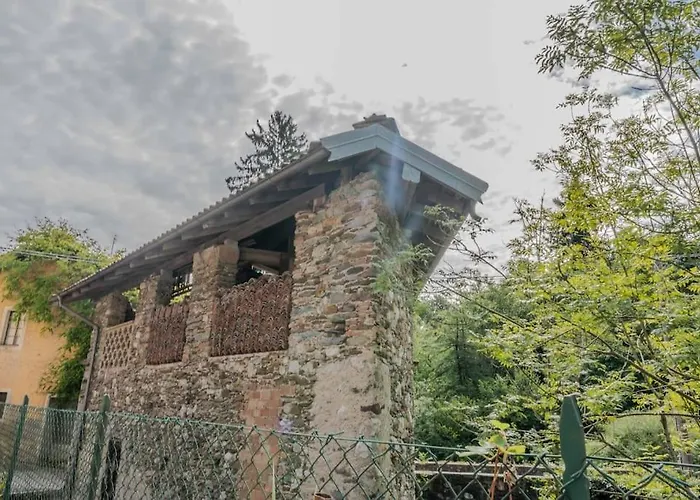 Relax In Nature And Free Parking 아파트 루이노